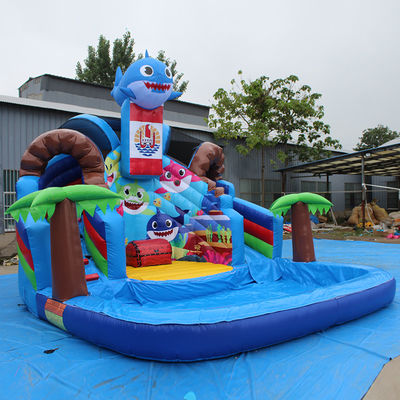 Color personalizado Popular pequeño tiburón tobogán de agua inflable con piscina