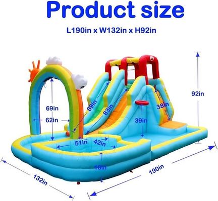 Cortina de agua del arco iris y escalada en roca agua inflable doble toboganes juego de parque para niños