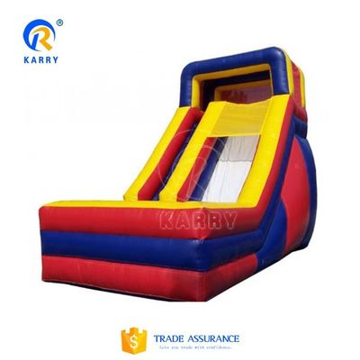 Grandes toboganes de salto inflables al aire libre con tamaño personalizado y material de lona de PVC