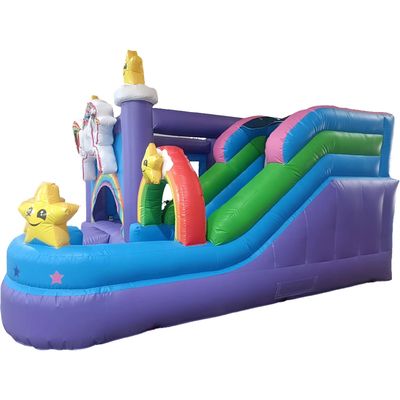8-13 Años Rango de edad Casa de salto inflable con deslizamiento y diseño de caballo arco iris