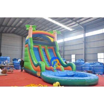 Combinación de castillo de salto de colores grandes con impresión digital de piscina y deslizamiento empinado
