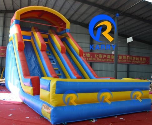 2023 Piscina combinada de toboganes de agua caliente al aire libre con diseño rotativo de doble carril y material de PVC