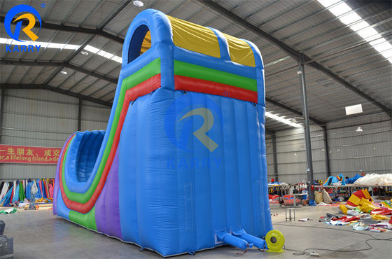 10*3.5*6m Deslizador de agua giratorio inflable de PVC impulsado por el rendimiento para alquiler de fiestas de verano