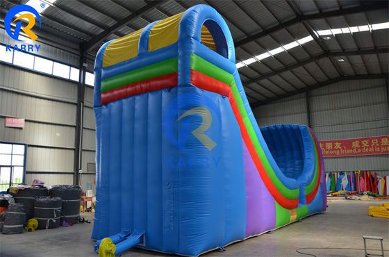 10*3.5*6m Deslizador de agua giratorio inflable de PVC impulsado por el rendimiento para alquiler de fiestas de verano