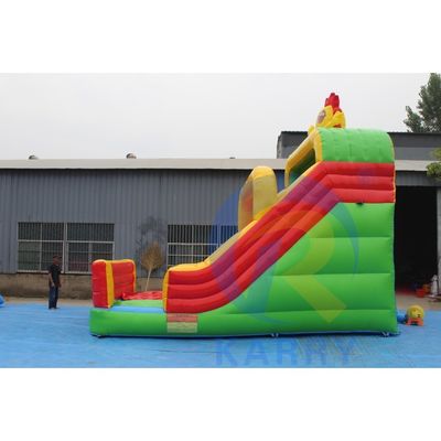 CE EN14960 Certificado castillo de salto inflable con tobogán y piscina para niños
