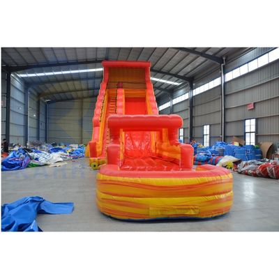 Casa de salto para niños piscina de tobogán de agua extendida material de PVC para uso comercial