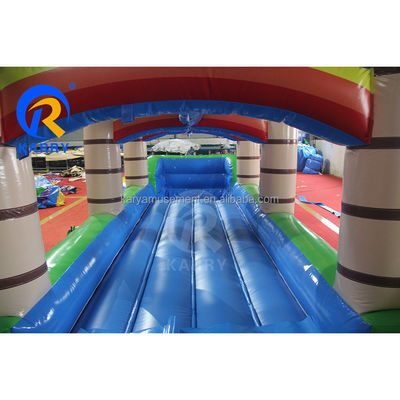 Capacidad máxima 100-500 kg Gran tobogán de agua inflable con tobogán largo extendido y piscina