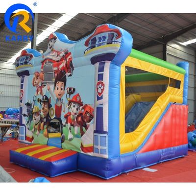 Diseño de ventilador castillo inflable combo tobogán para niños patas de perro patrullas casa de rebote