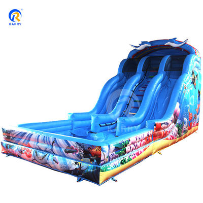 Gran patio de juegos inflables Salto castillo con piscina caliente TikTok diversión garantizada
