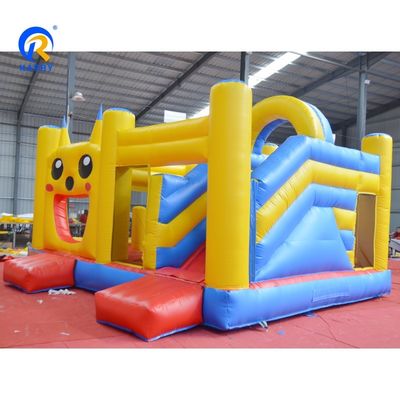 Diseño OEM aceptado Pikachu Bloqueador inflable Deslizamiento de agua de aire Salto castillo de salto