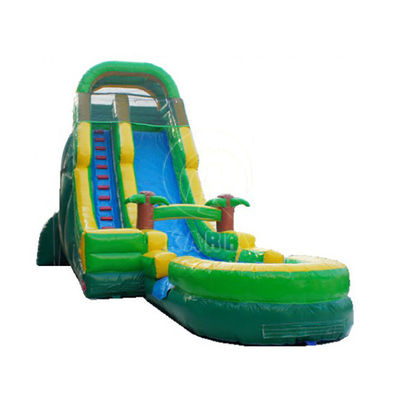 Centro comercial Casa de salto inflable con piscina y dos toboganes Instalación conveniente