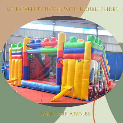 Casa de rebote inflable con deslizador y soplador