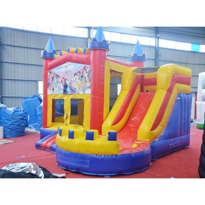 Casa de salto comercial colorida con tobogán y accesorios Reparación de soplador CE