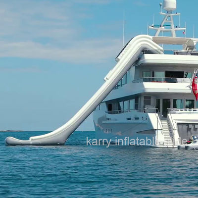 Indoor Outdoor Inflatable Play Water Slide con piscina El último juguete acuático para yates