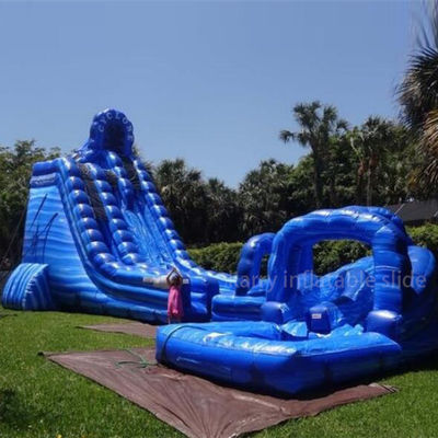 La emoción de toda una vida con nuestro tobogán inflable de piscina ciclón de 32 pies de altura