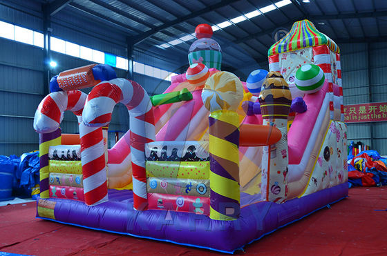 Castillo inflable Casa de salto con tobogán acuático Combo personalizado para el juego infantil