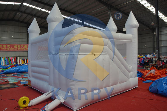 Jardín de juegos al aire libre inflable Casa de salto blanco con tobogán y castillo de salto