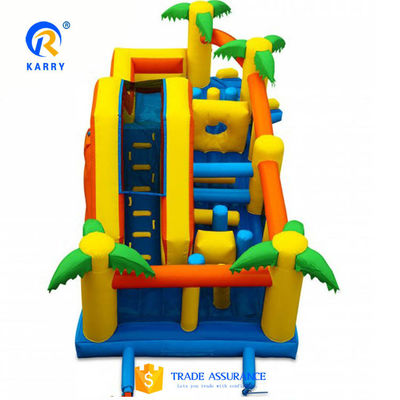 Capacidad máxima 100-500 kg Deslizamiento comercial largo con piscina Deslizamiento de agua inflable perfecto