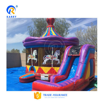 Casa de salto inflable al aire libre con tobogán de agua personalizado Castillo inflable colorido