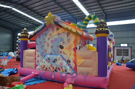 Rango de edad 5-7 años Caramelo inflable Castillo de salto con pequeño tobogán y obstáculo
