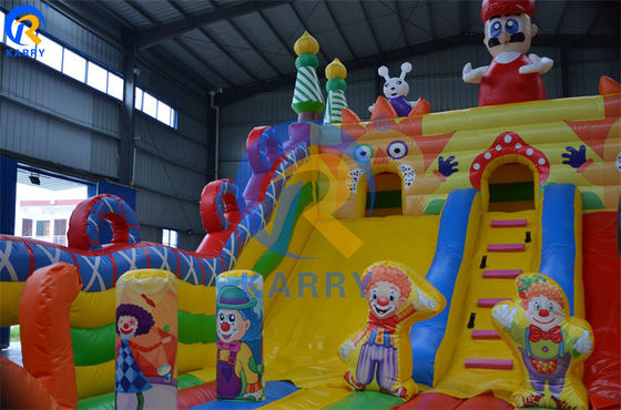 Color personalizado de grado comercial para exteriores inflables con tema de Mario