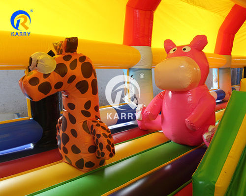 Gran patio de juegos de la ciudad de la diversión al aire libre Laberinto del castillo inflable para niños y adultos