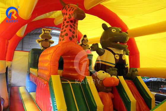 Gran patio de juegos de la ciudad de la diversión al aire libre Laberinto del castillo inflable para niños y adultos