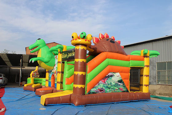Parque de diversiones para niños Dinosaurios Castillo de salto con diapositivas Conjunto inflables Dino Park