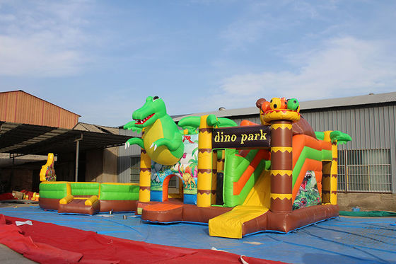 Parque de diversiones para niños Dinosaurios Castillo de salto con diapositivas Conjunto inflables Dino Park