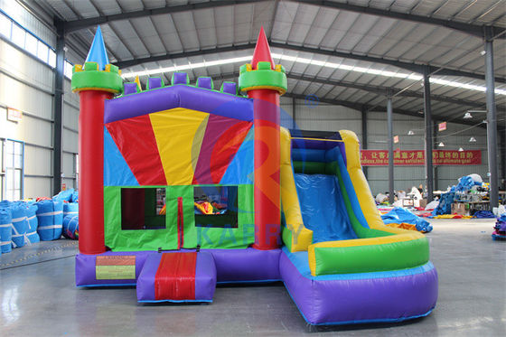 Salto de excursión combinado Moonwalk PVC Salto inflable con tobogán de agua