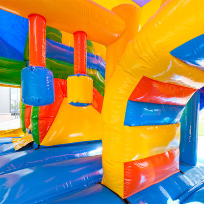 Jardín de juegos al aire libre para niños payaso inflable con diapositiva
