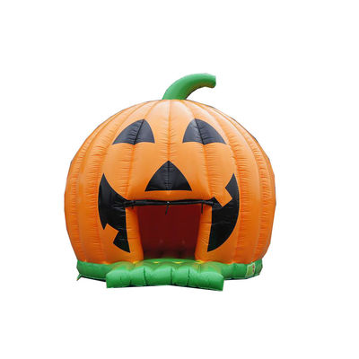 Haga que su fiesta de Halloween sea un éxito con nuestra casa inflable de calabaza