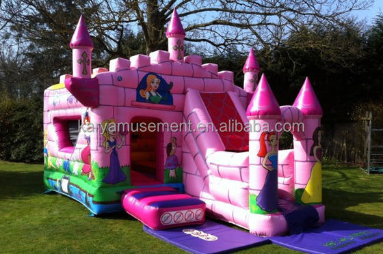 Hermosa Princesa Castillo Puente inflable para niños saltando diversión en el parque de atracciones