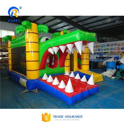 EN14960 Salto de pista de obstáculos con deslizamiento combinado de castillo inflable certificado