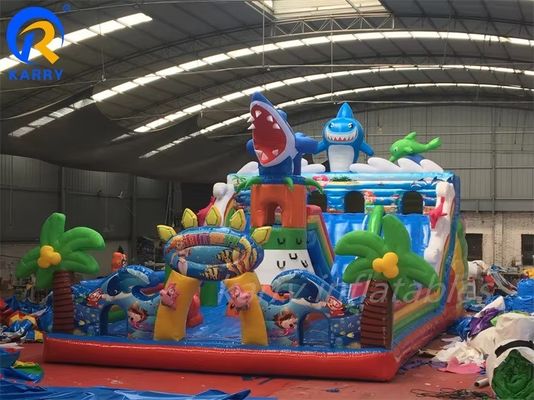 Deslizamiento combinado de laberinto inflable y gran castillo de salto para parque de diversiones Certificado EN71/CE