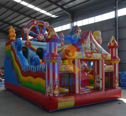 Deslizamiento combinado de laberinto inflable y gran castillo de salto para parque de diversiones Certificado EN71/CE
