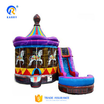 Características PORTABLE Carrusel Gigante Castillo Rebobinado Combo Deslizador con color personalizado