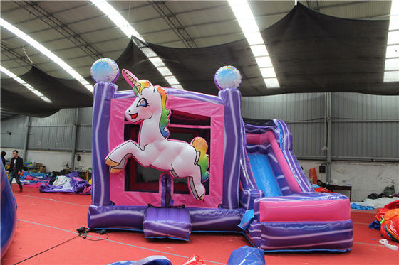 5x5m Rainbow Inflatable Unicorn Castillo Rebobinado Slide Combo Colección de colores personalizada