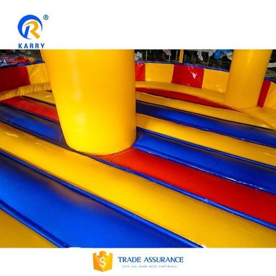 EN71/EN14960/CE Certificado Partida de circo castillo de tiradores inflable con diseño de carrusel