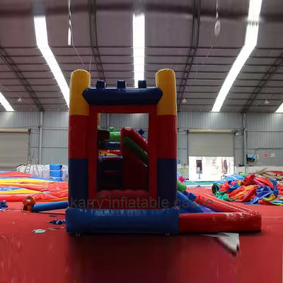 Combo de castillo saltante comercial con bloques de construcción de PVC inflables y tobogán