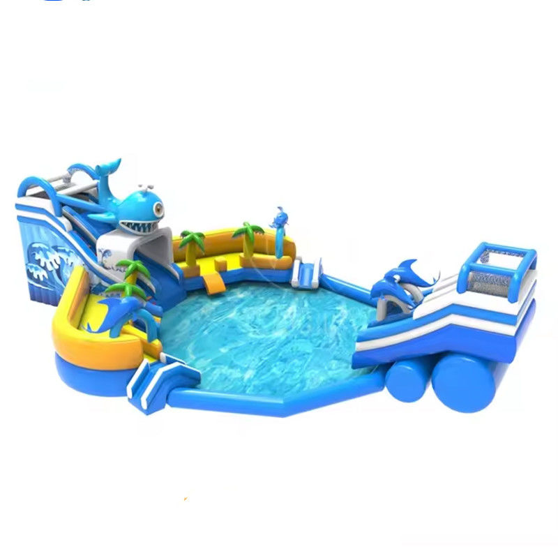 Experimenta la emoción de nuestro parque acuático inflable perfecto para alquiler de fiestas para adultos