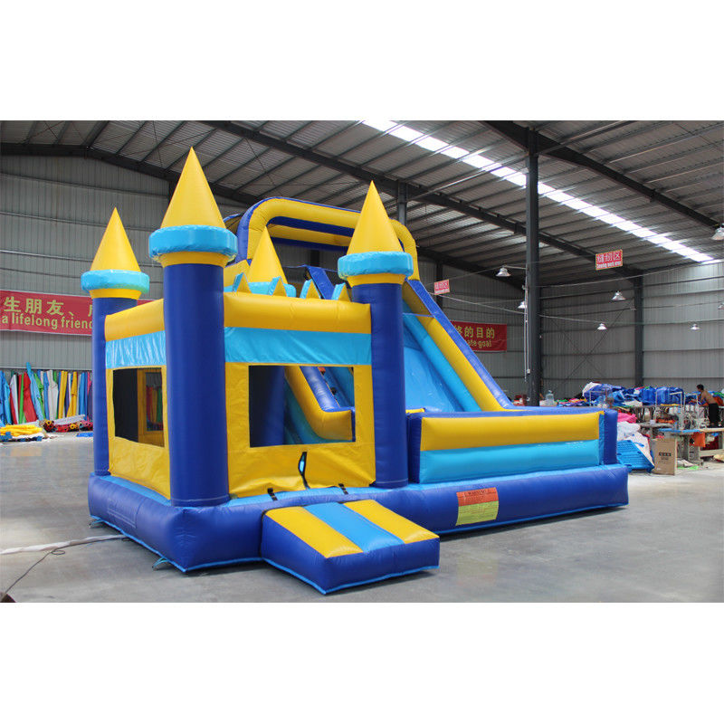 Color personalizado de los inflables de los niños de salpicadero con soplador y deslizador de grado comercial