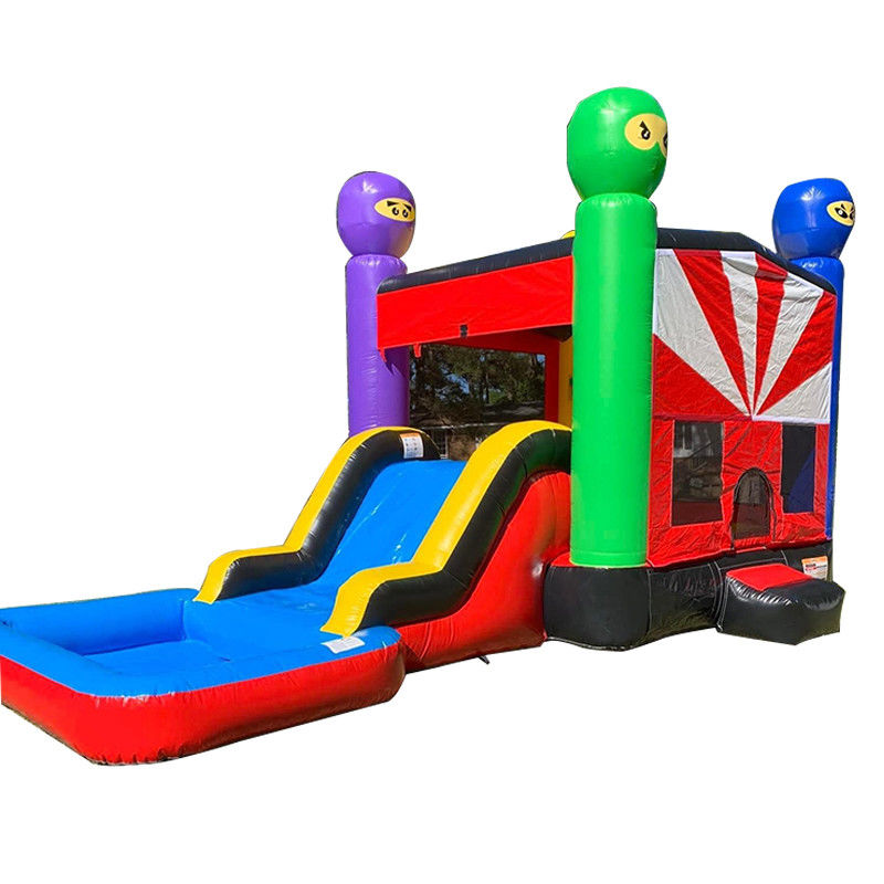 Castillo de colores personalizados para niños con temática de castillo de rebote inflable con combo de diapositivas
