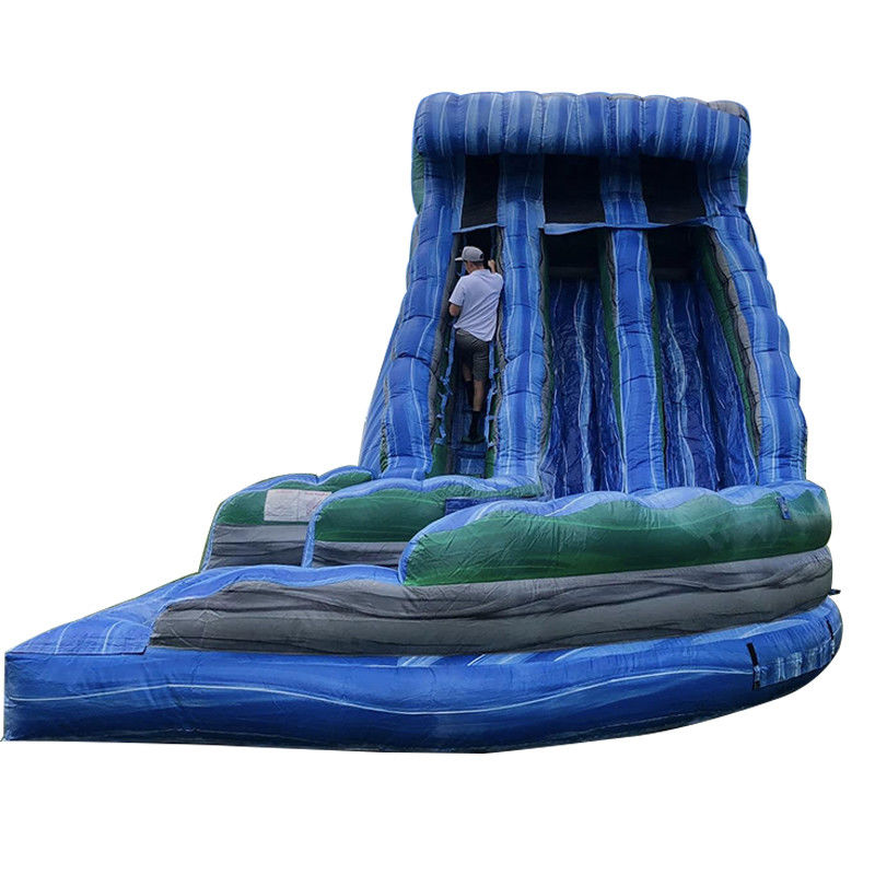 Parque acuático al aire libre Gran tobogán seco inflable en forma de onda con doble tobogán en PVC azul