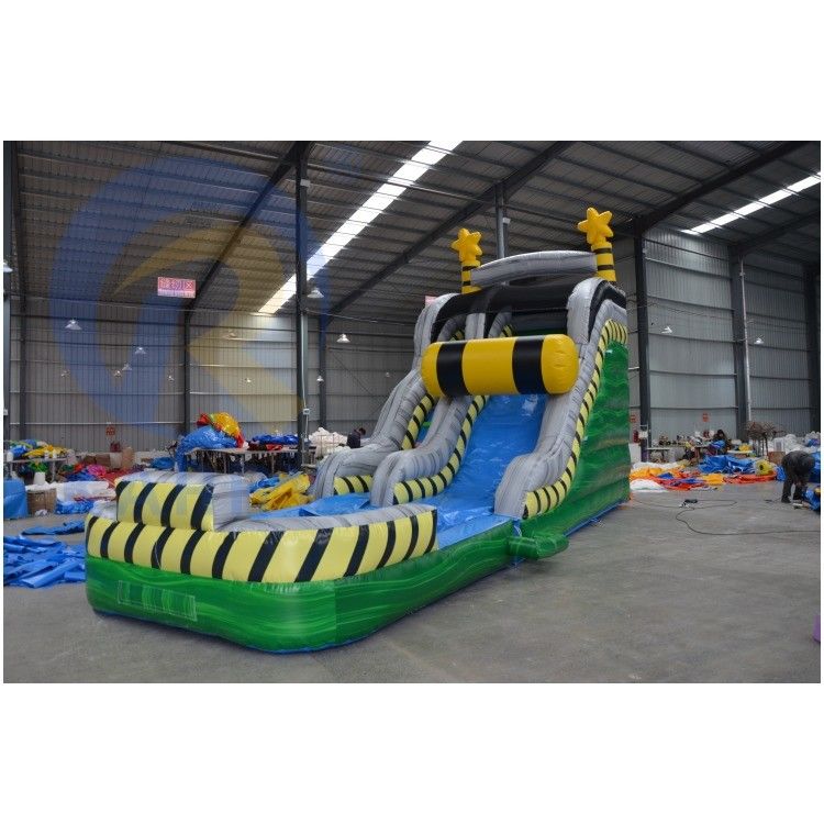 Accesorios estándar CE Deslizador tóxico inflable cuadrado con deslizador para animales de la piscina y la selva