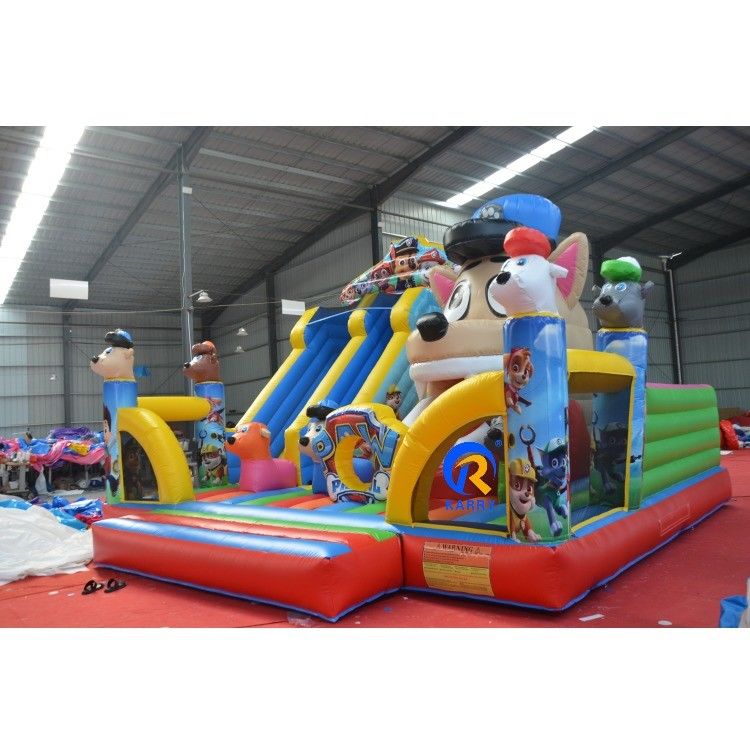 Casa de rebote inflable de tamaño personalizado para el tema de patrulla de cachorros de dibujos animados en interiores