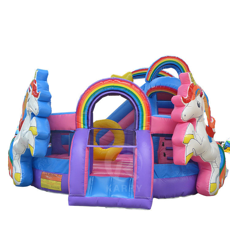 Exterior de diversión comercial 0.55mm PVC Unicornio arcoíris de salpicador inflable con tobogán seco húmedo